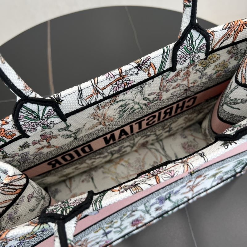 chr1st1an D10r shopping bags